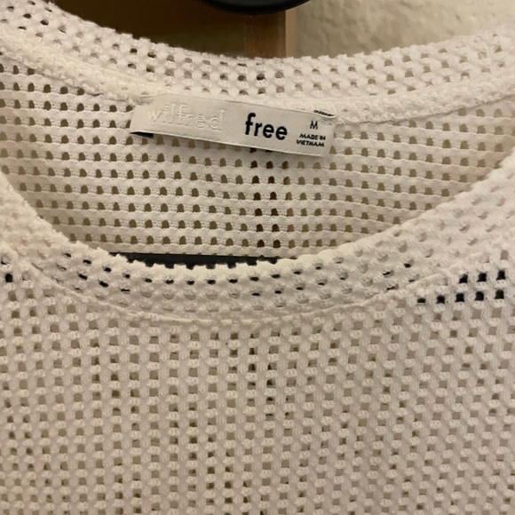 Aritzia Wilfred top - Picture 2 of 2